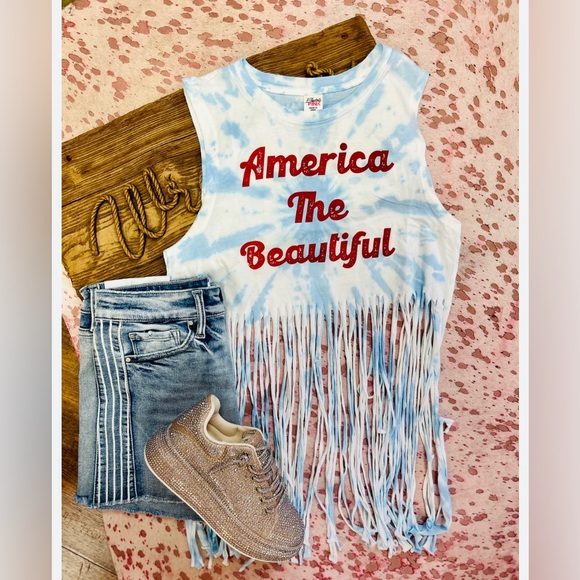 NWT AMERICA THE BEAUTIFUL FRINGE TANK| Size Medium - Picture 1 of 6